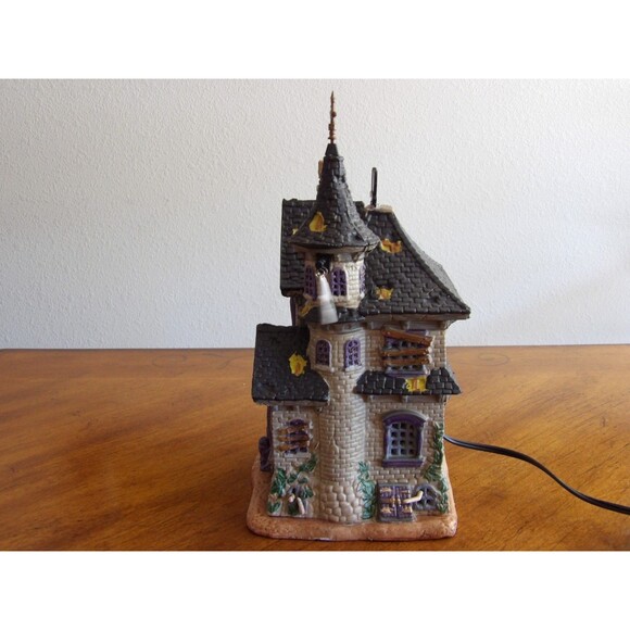 Lemax Spooky Town Halloween Village The Future Looks Dark 25857 Serena Tested - Picture 11 of 16